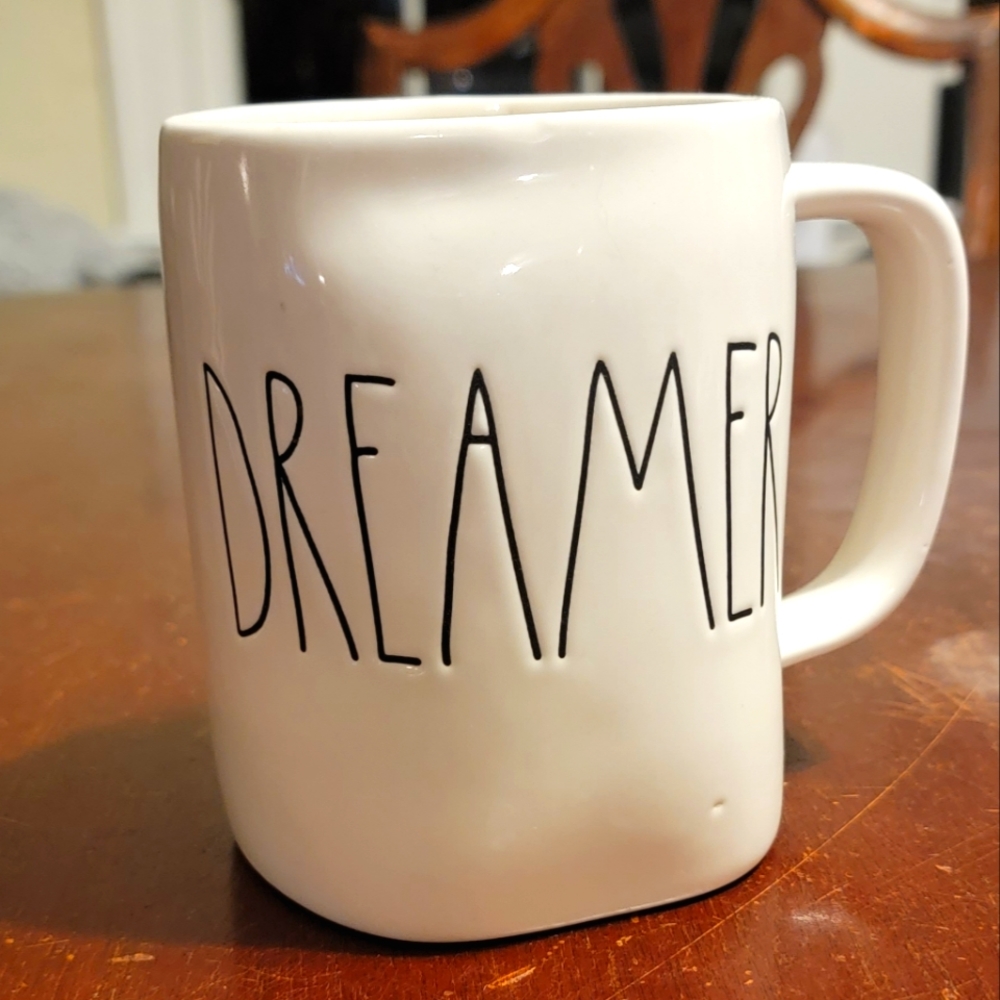 EUC Rae Dunn Dreamer Mug